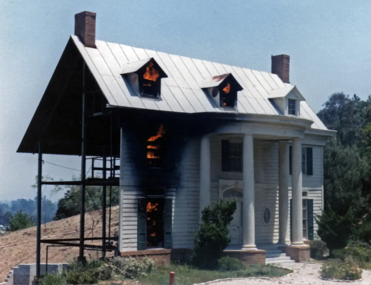 6 Cara Mencegah Kebakaran Di Rumah | Satya Wijaya Brama